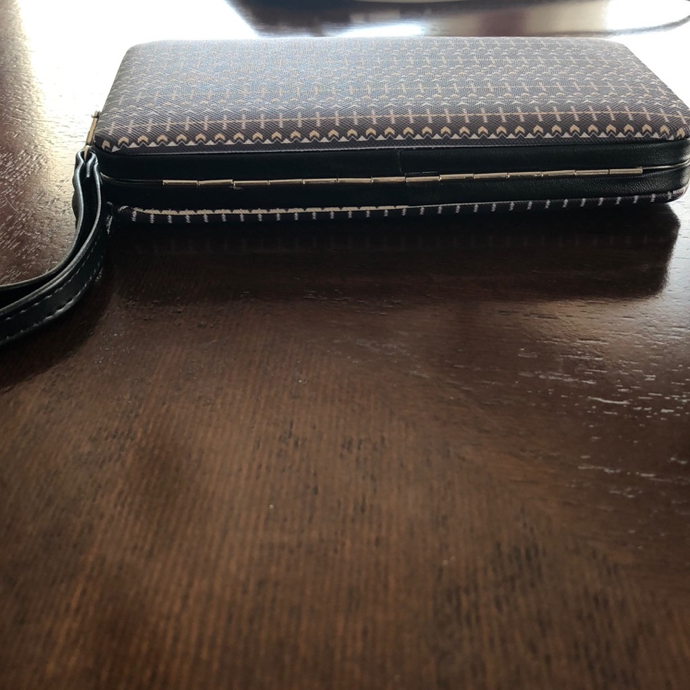 Wallet - Picture 3 of 3